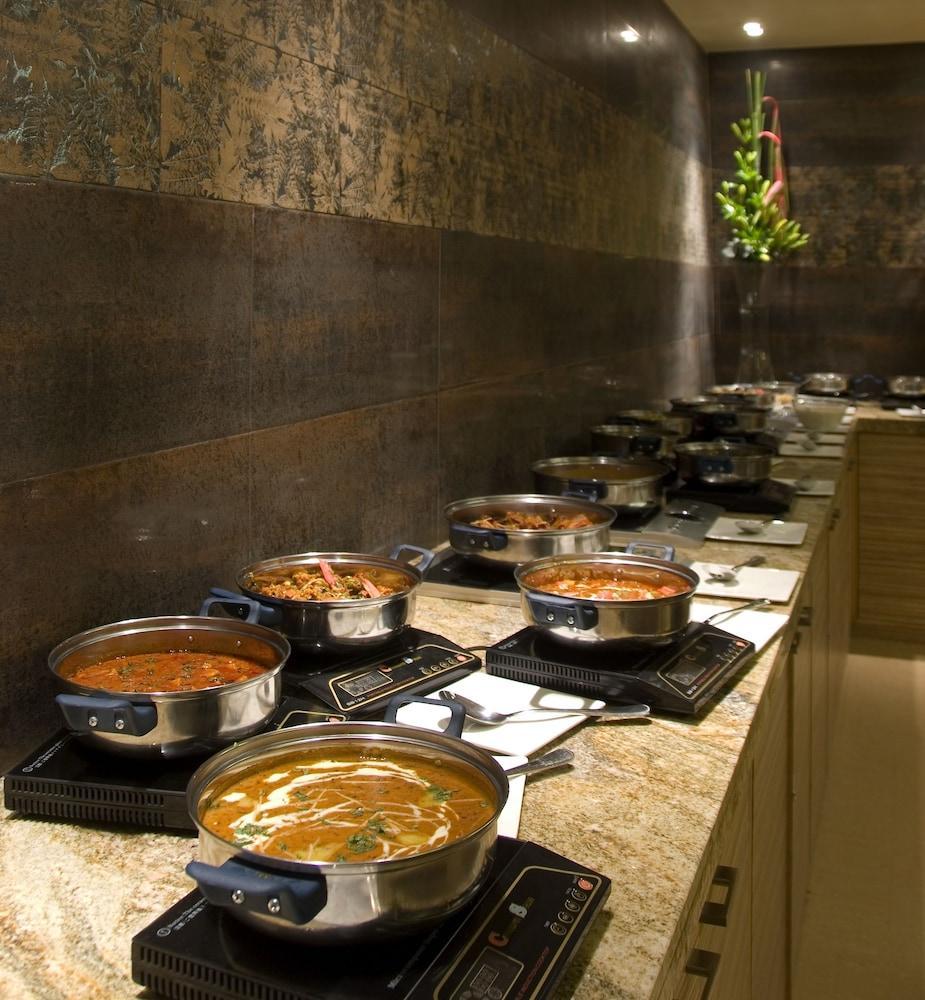 Mapple Whitefield Bangalore Restaurant photo